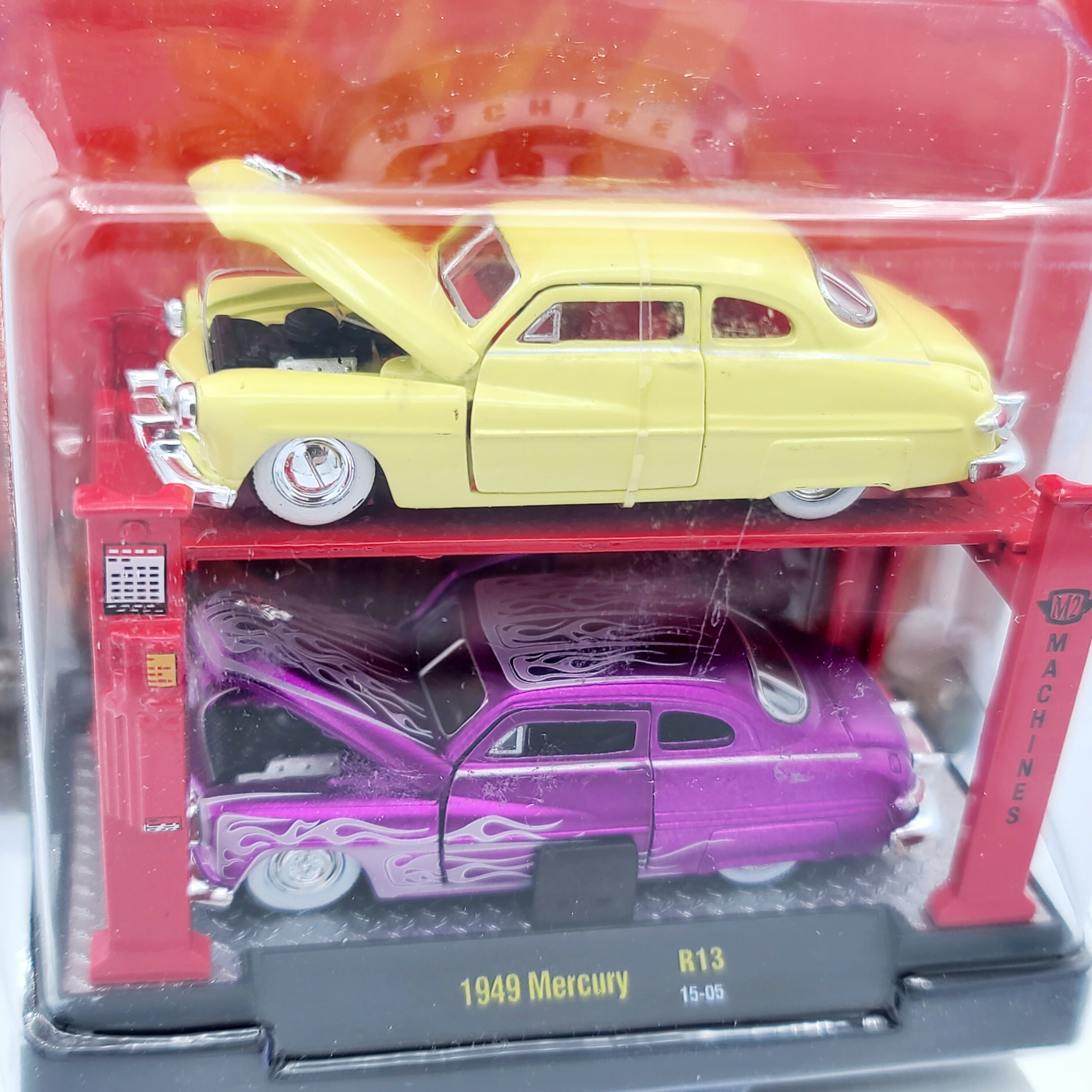 M2 Machines '49 Mercury - 1:64 (2015 M2 Auto-Lift Release 13)